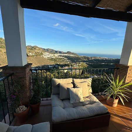 Villa En Frigiliana Con Piscina, Jacuzzi Y Espectaculares Vistas מראה חיצוני תמונה
