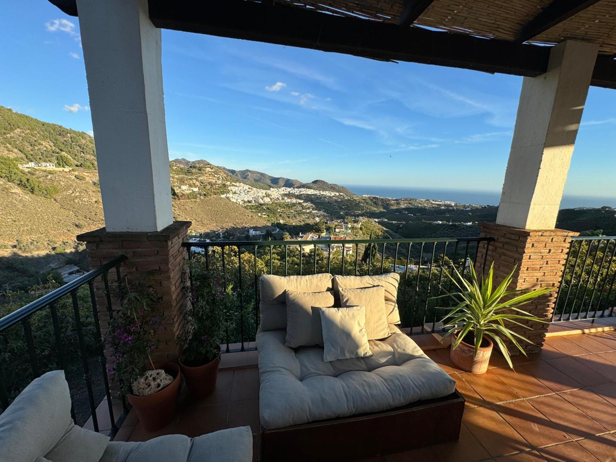 Villa En Frigiliana Con Piscina, Jacuzzi Y Espectaculares Vistas מראה חיצוני תמונה